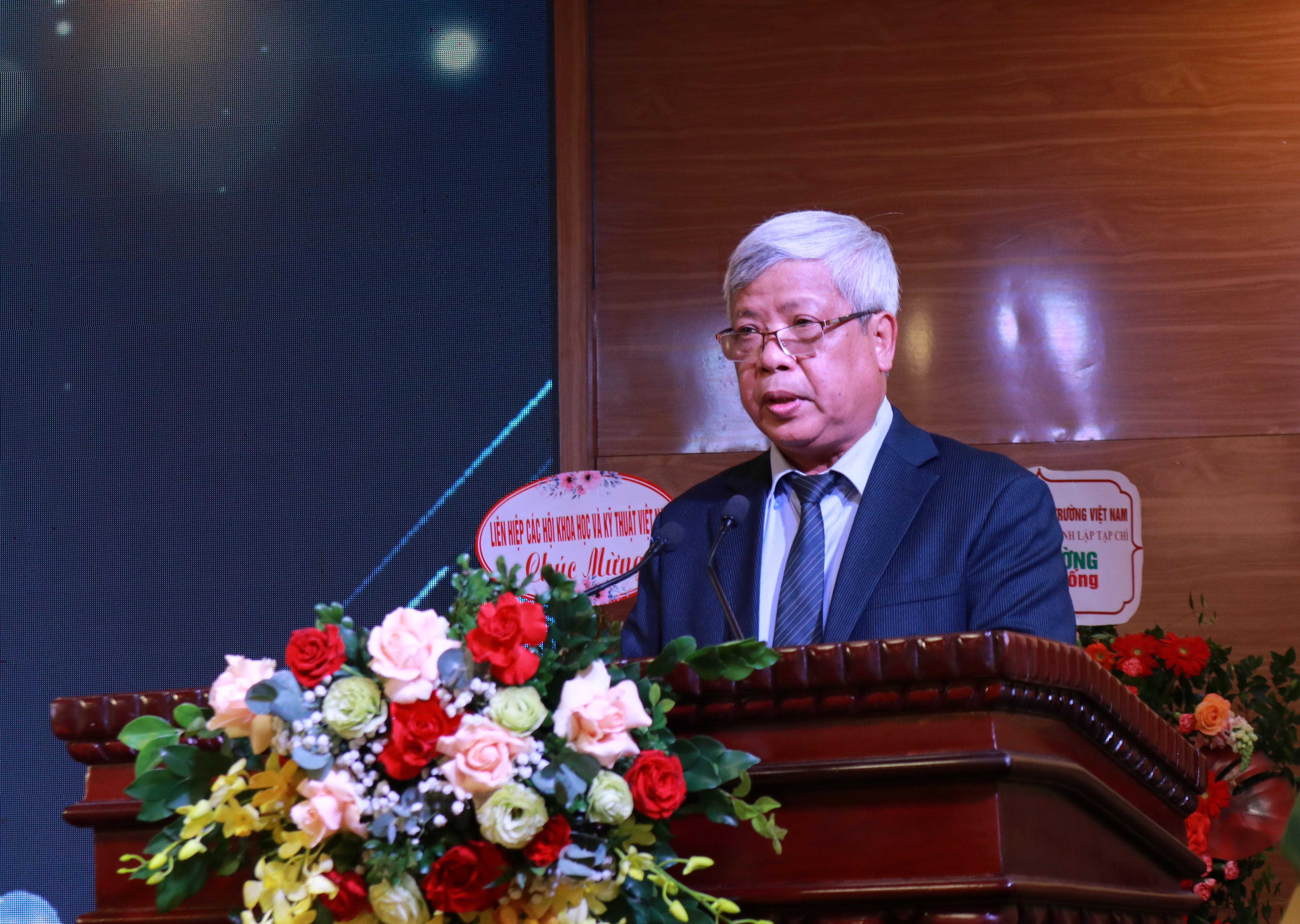 Xây dựng Tạp chí Môi trường và Cuộc sống “chuyên biệt - chuyên nghiệp - chuyên tâm”