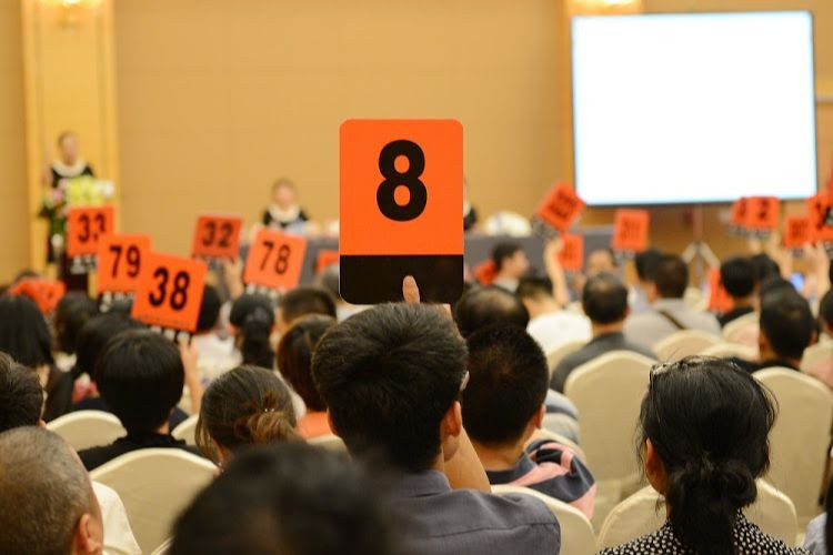 Hoàn thiện luật nhằm chống quân xanh, quân đỏ trong đấu giá tài sản
