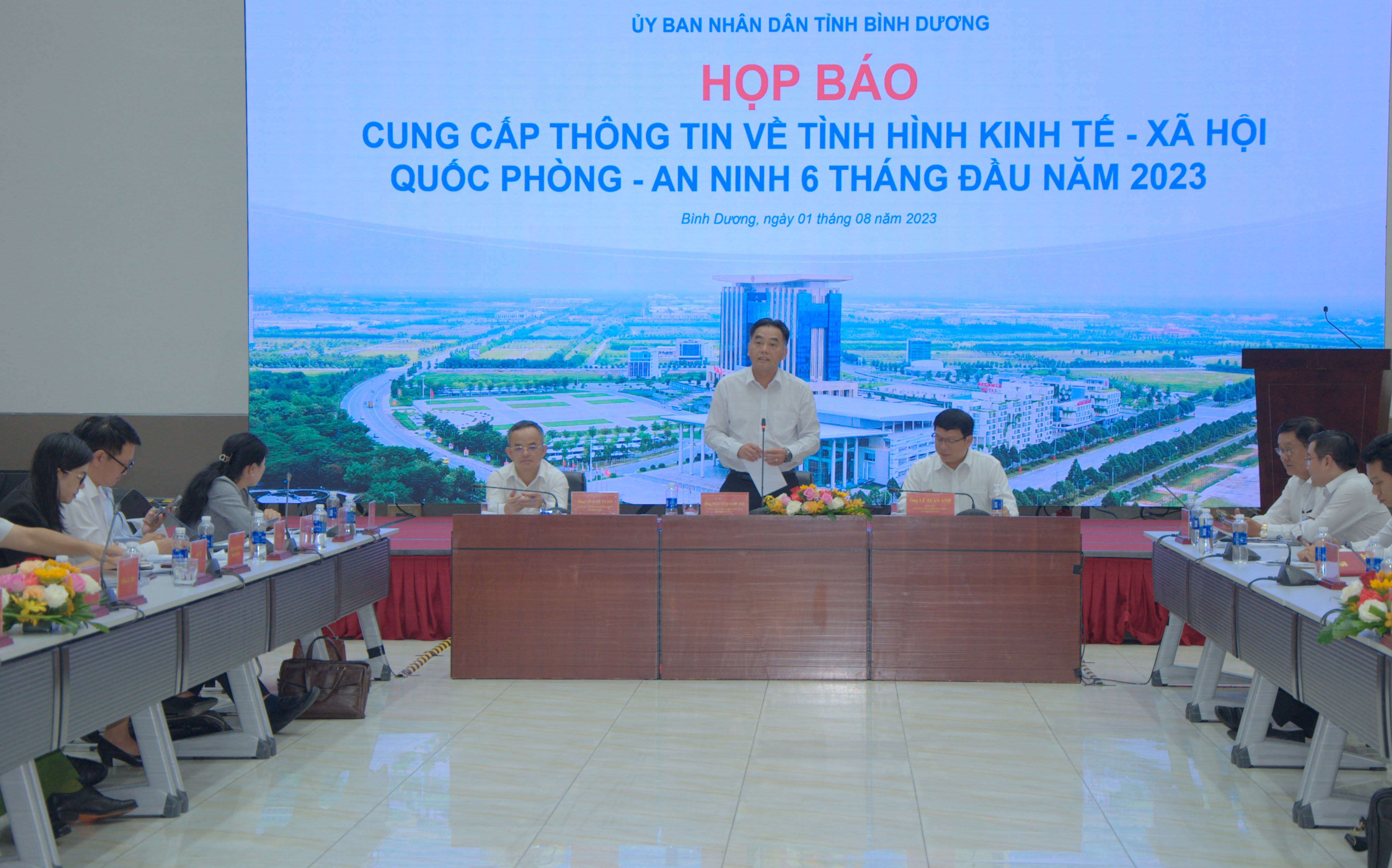 Bình Dương Tập trung tháo gỡ khó khăn cho doanh nghiệp