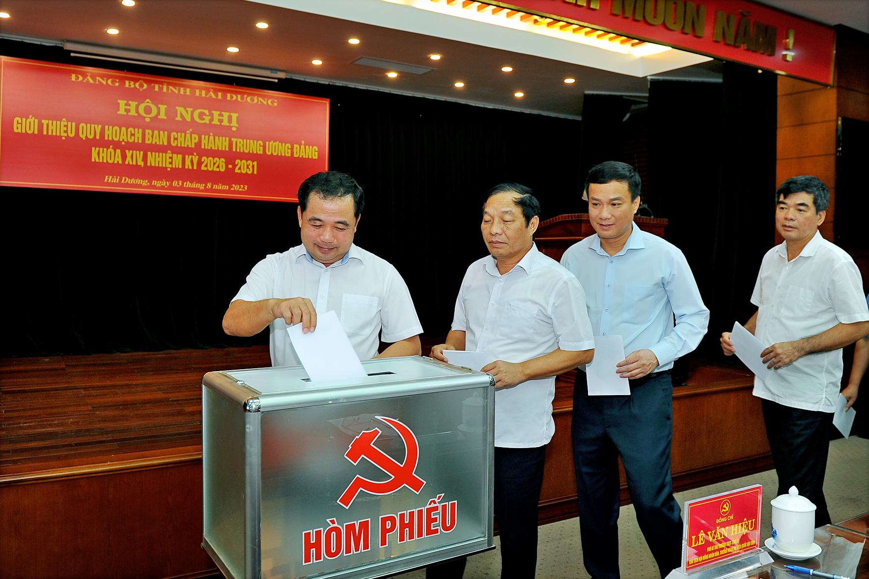 Hải Dương Giới thiệu nhân sự quy hoạch Ủy viên BCH Trung ương khóa XIV