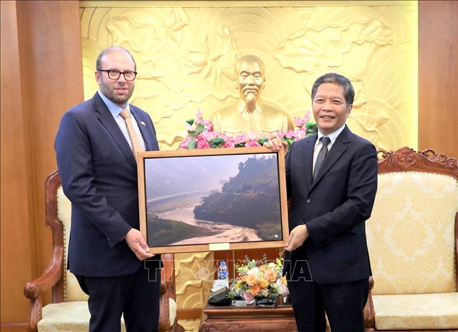 Việt Nam - Hoa Kỳ tăng cường hợp tác kinh tế, thương mại, đầu tư