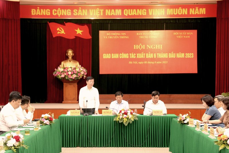 Tập trung xuất bản phẩm phục vụ nhiệm vụ chính trị của Đảng, Nhà nước
