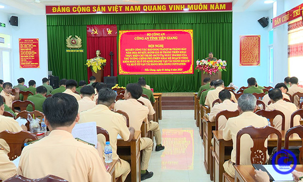 Công an Tiền Giang sơ kết công tác đảm bảo trật tự an toàn giao thông
