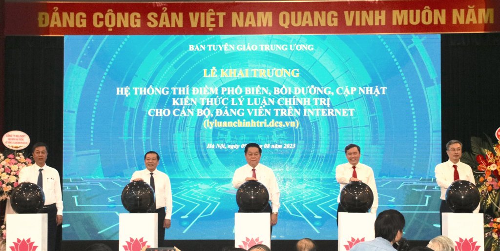 Khai trương Hệ thống thí điểm cập nhật kiến thức lý luận chính trị cho cán bộ, đảng viên