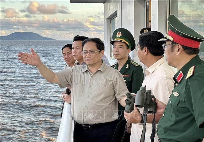 Bảo vệ tính mạng, tài sản người dân vùng sạt lở Đồng bằng sông Cửu Long