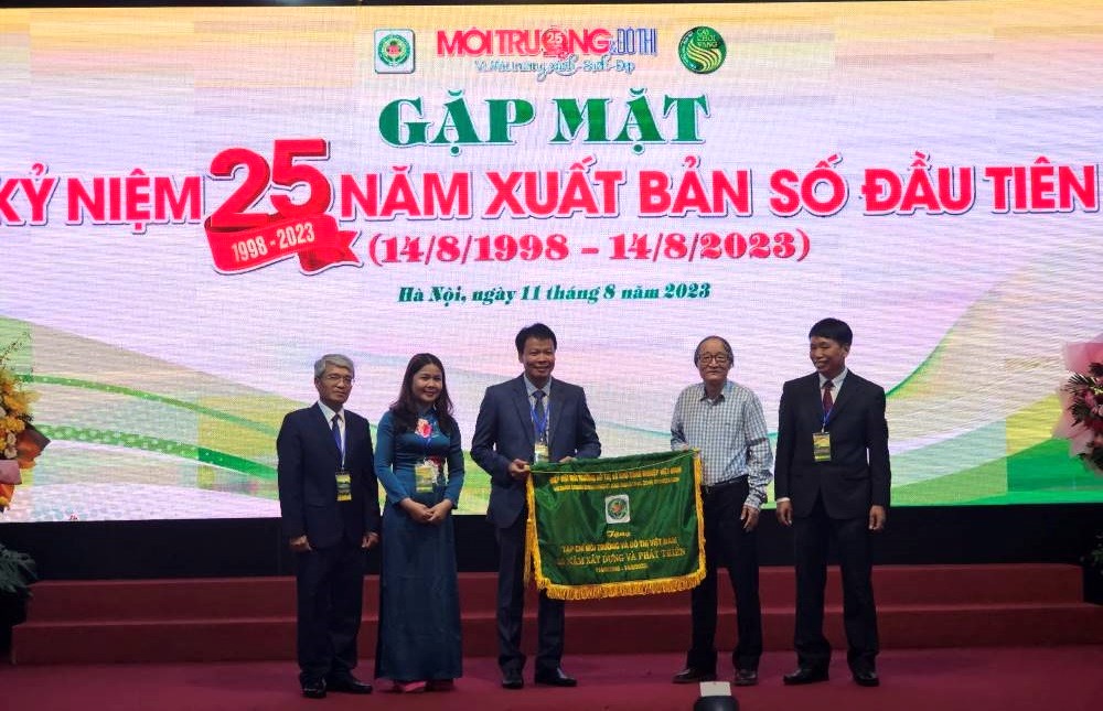 Tạp chí Môi trường và Đô thị kỷ niệm 25 năm xuất bản số đầu tiên