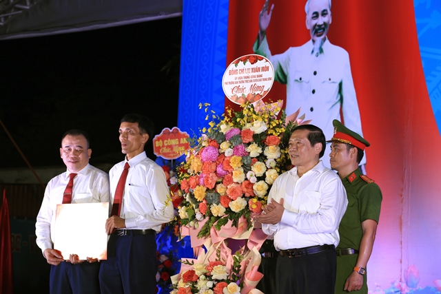 Đẩy mạnh các phong trào, hoạt động toàn dân bảo vệ an ninh Tổ quốc