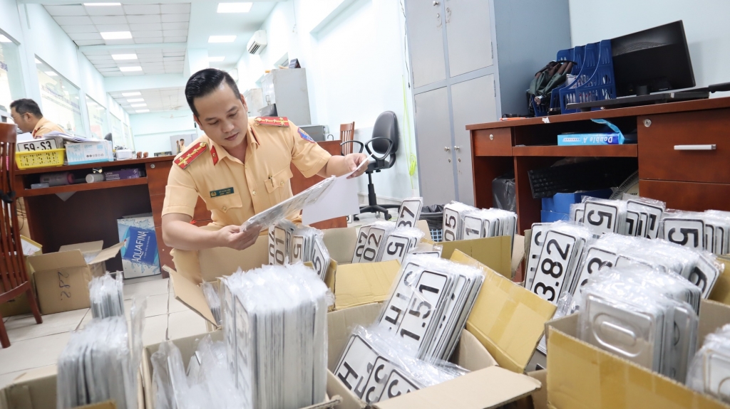 Định danh biển số xe không chính chủ sau ngày 15 8