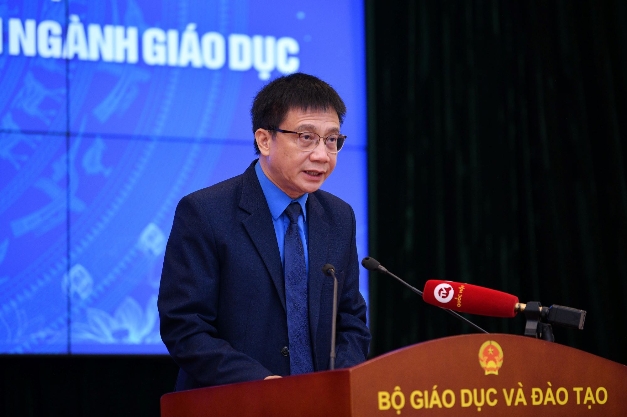 Gần 2 000 ý kiến của giáo viên liên quan đến chế độ tiền lương, phụ cấp