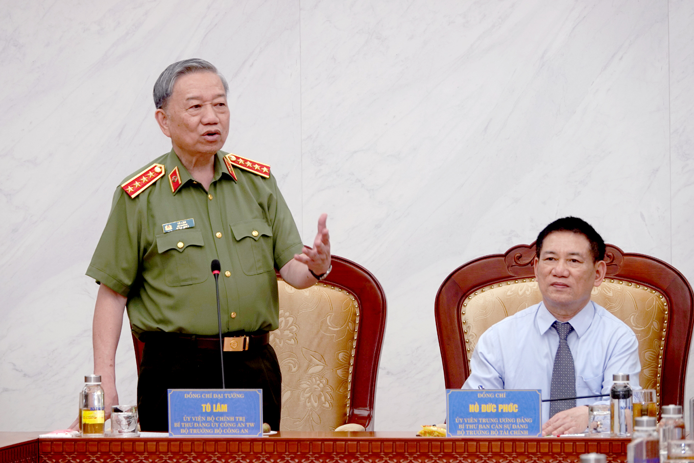 Bộ Tài chính và Bộ Công an tăng cường phối hợp đảm bảo an toàn nền tài chính quốc gia