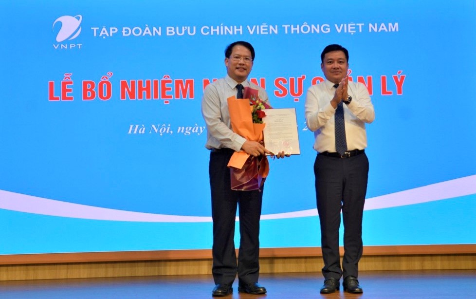 Bổ nhiệm ông Nguyễn Văn Tấn làm Tổng Giám đốc VNPT VinaPhone