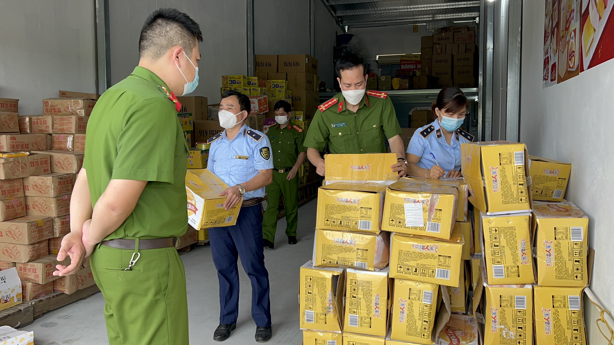 Tăng cường kiểm soát thị trường, xử lý vi phạm dịp Trung thu