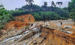 Nguyên nhân và kinh nghiệm phòng, chống sạt lở đất
