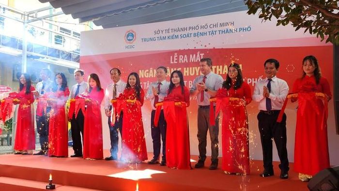 TP Hồ Chí Minh đưa vào vận hành ngân hàng huyết thanh