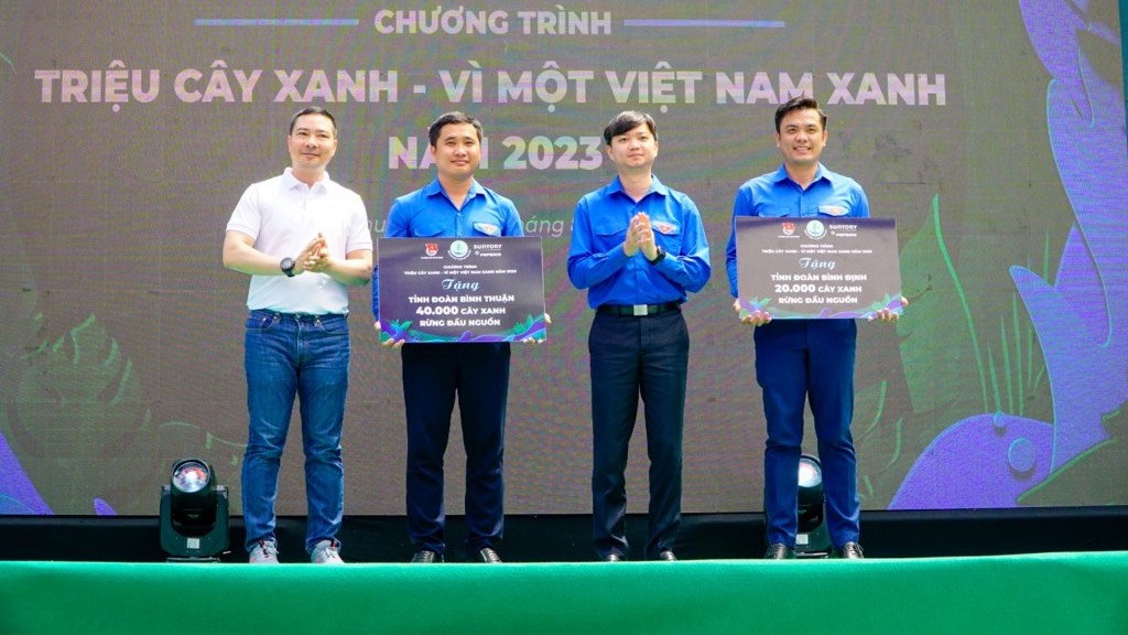 Đặt mục tiêu trồng mới hơn 60 000 cây xanh