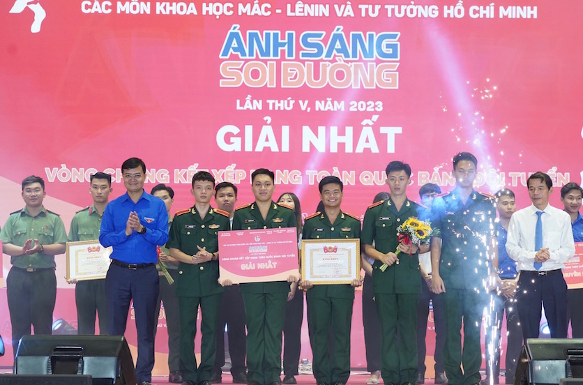 Đội tuyển Ban Thanh niên Quân đội giành giải Nhất Hội thi “Ánh sáng soi đường” lần thứ V