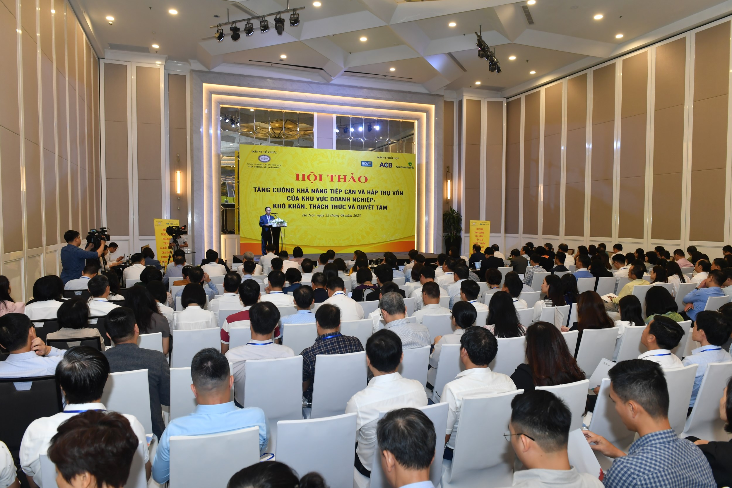 Tăng cường khả năng tiếp cận và hấp thụ vốn của khu vực doanh nghiệp