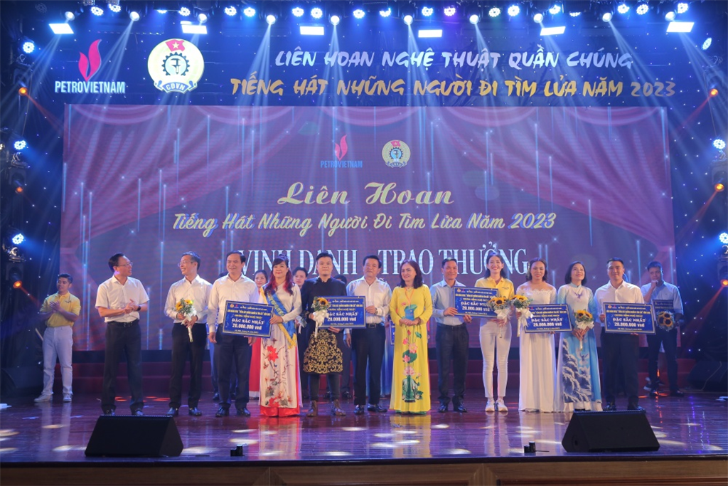 BSR lọt top 5 tiết mục nghệ thuật đặc sắc tại Liên hoan “Tiếng hát những người đi tìm lửa” năm 2023