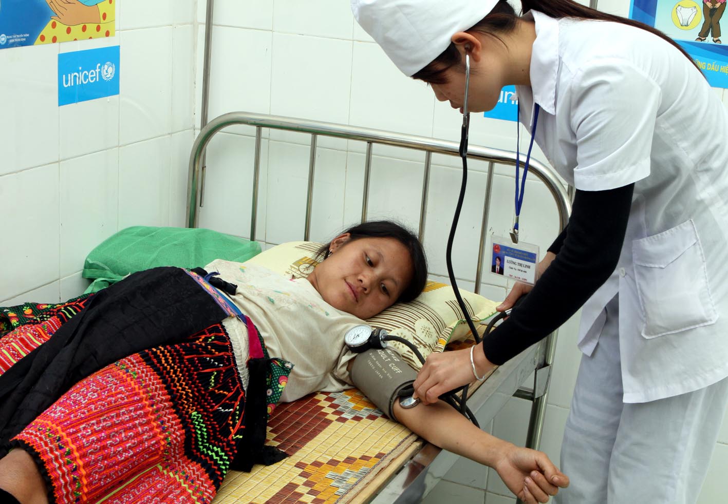 Phụ nữ DTTS có khó khăn đặc thù sinh con đúng chính sách dân số được hỗ trợ tối đa 3 triệu đồng