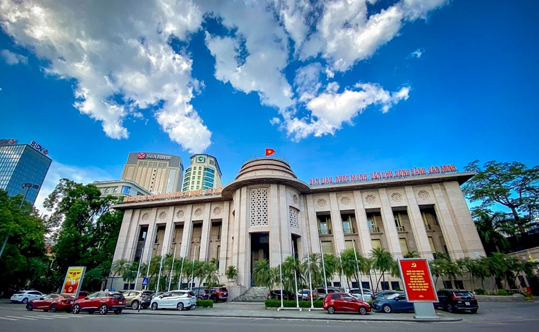 Ngừng hiệu lực thi hành một số quy định về cho vay theo Thông tư 06