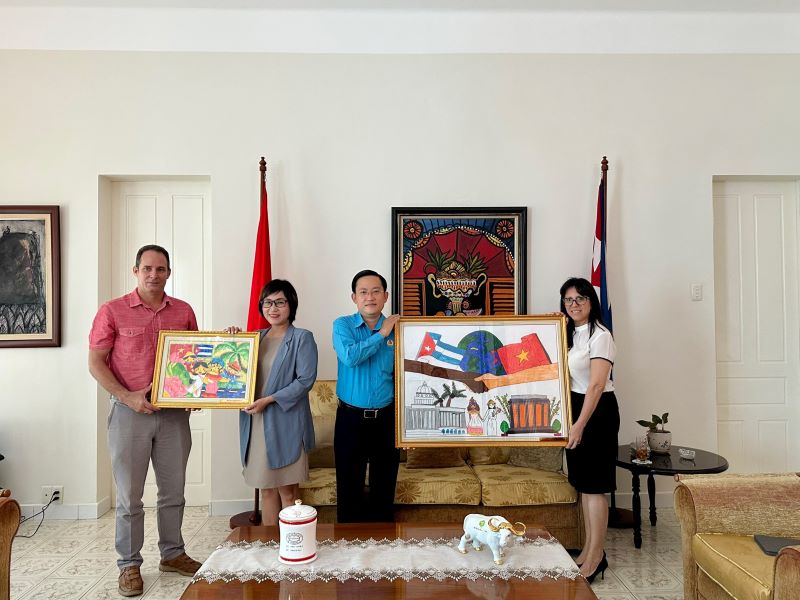 Không ngừng vun đắp mối quan hệ đặc biệt, tình hữu nghị Việt Nam - Cuba