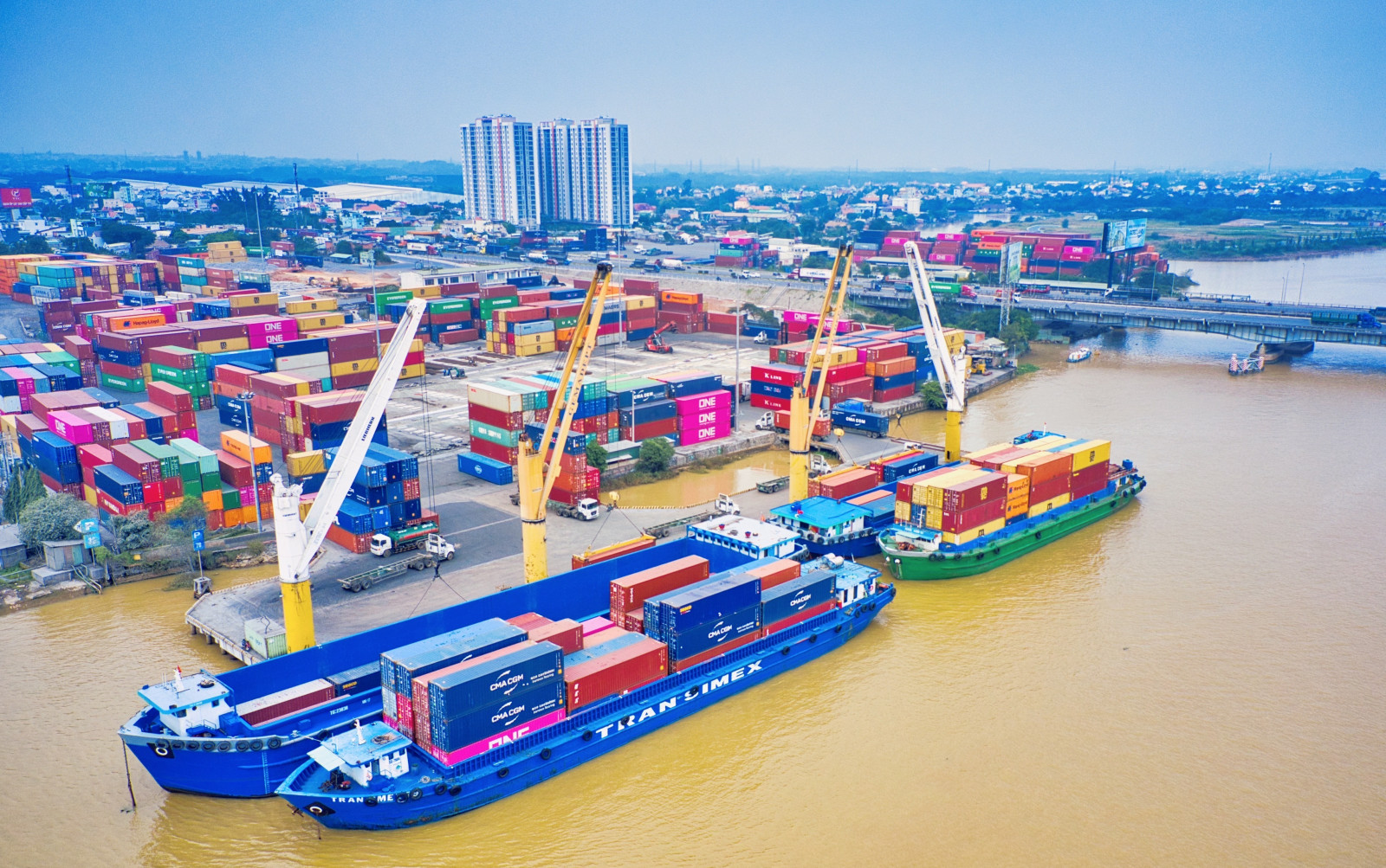 Bình Dương chú trọng phát triển logistics