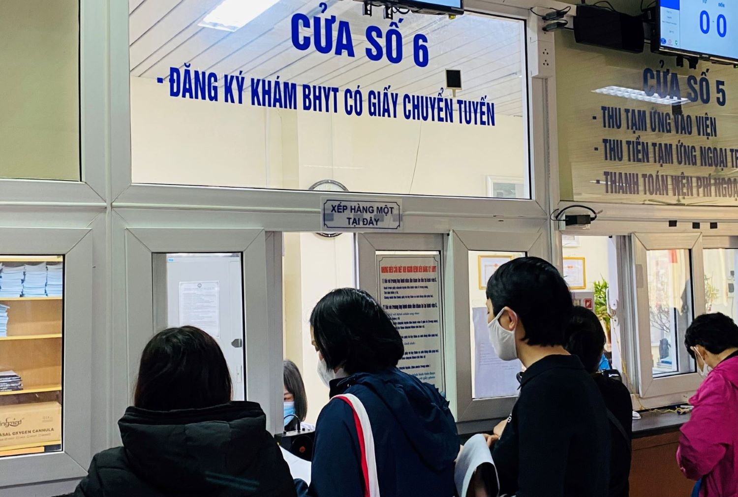 Bộ Y tế chấn chỉnh thái độ, y đức của nhân viên y tế