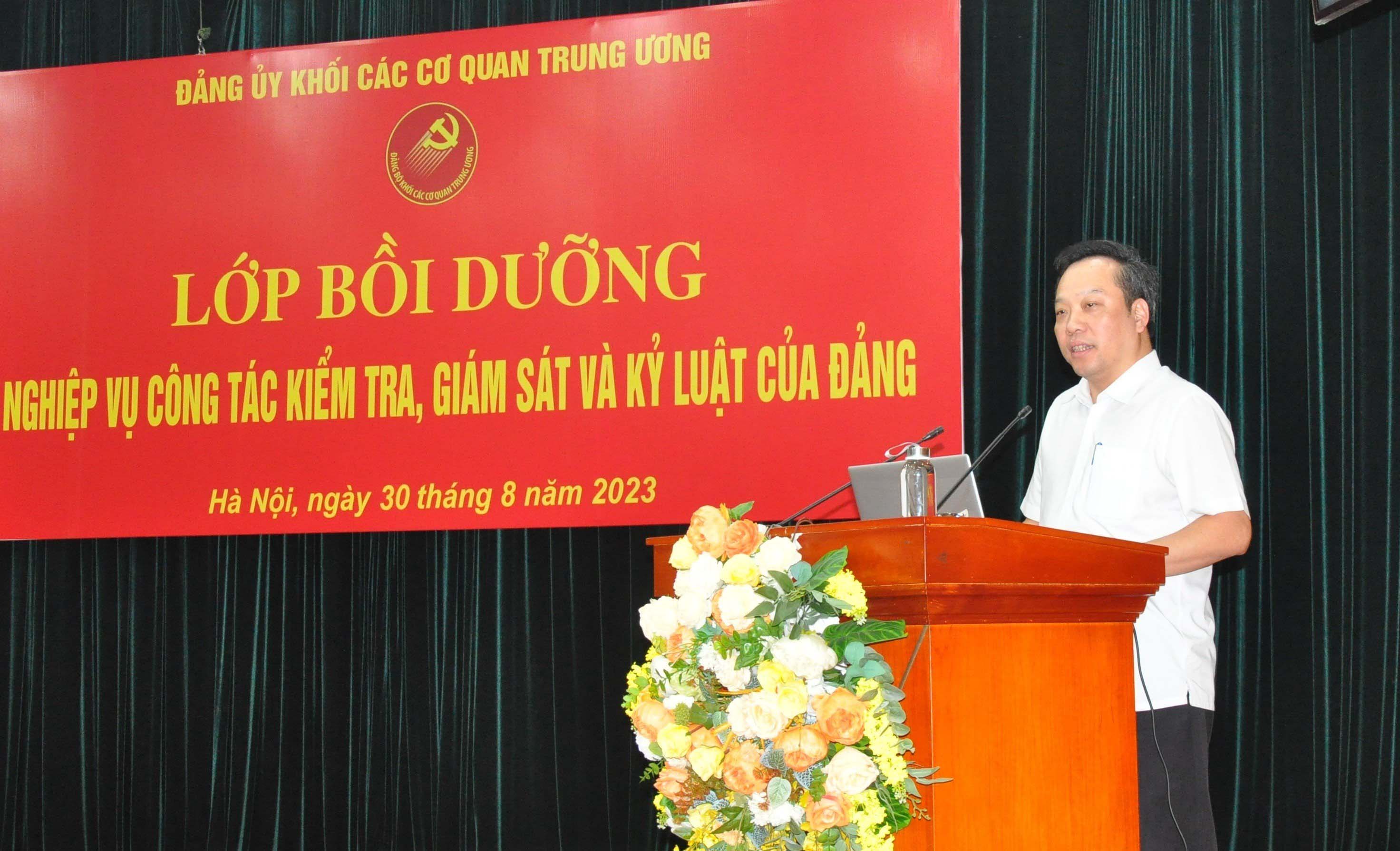 Bồi dưỡng nghiệp vụ công tác kiểm tra, giám sát và kỷ luật của Đảng cho cấp ủy, Bí thư chi bộ