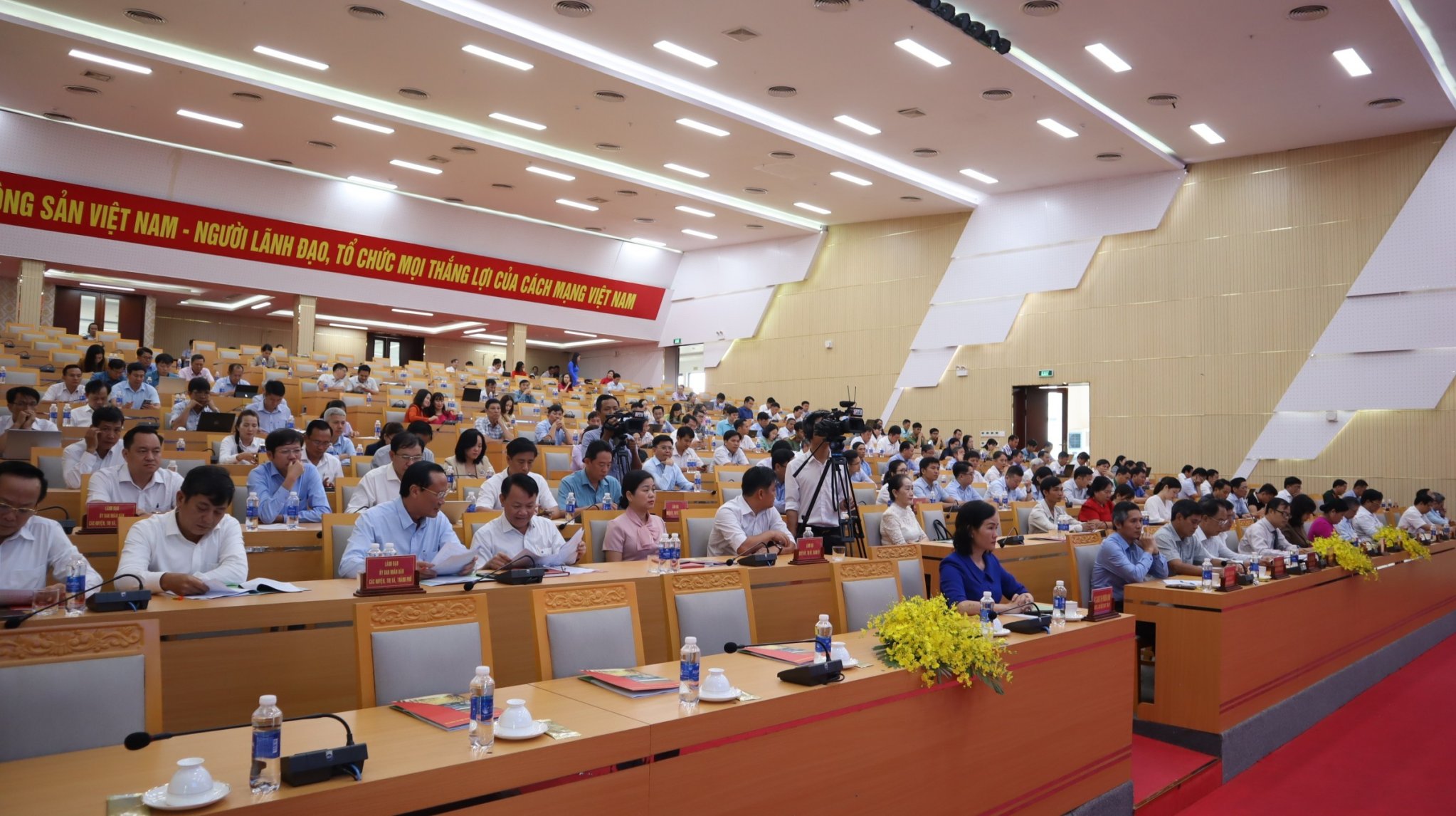 Bình Phước Tìm giải pháp cải thiện chỉ số CPI, DDCI phục vụ người dân, doanh nghiệp