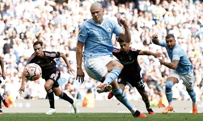 Man City toàn thắng sau vòng 4 giải Ngoại hạng