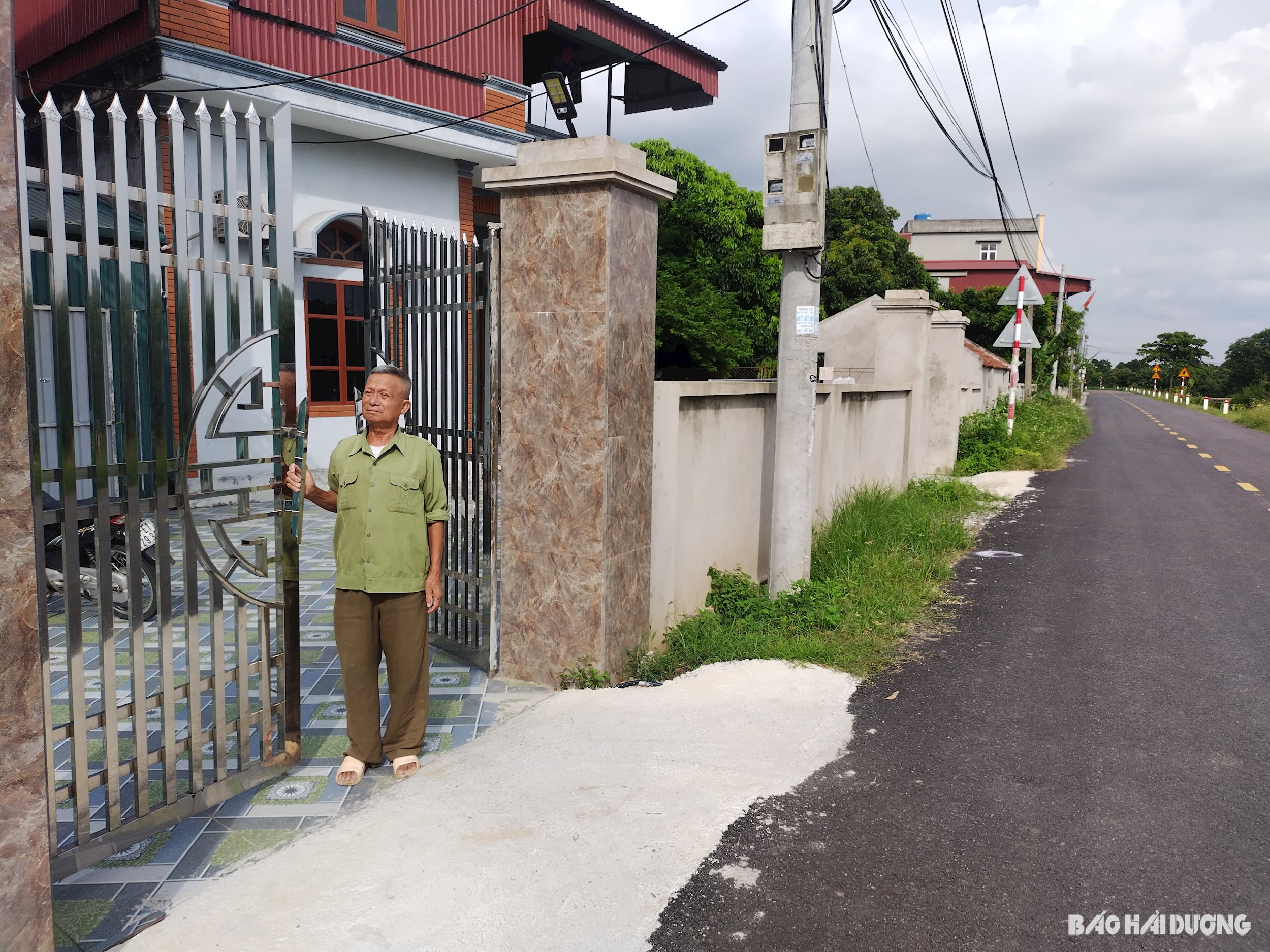 Người đảng viên ở Thanh Miện hiến hơn 100 m2 đất ở để mở rộng đường