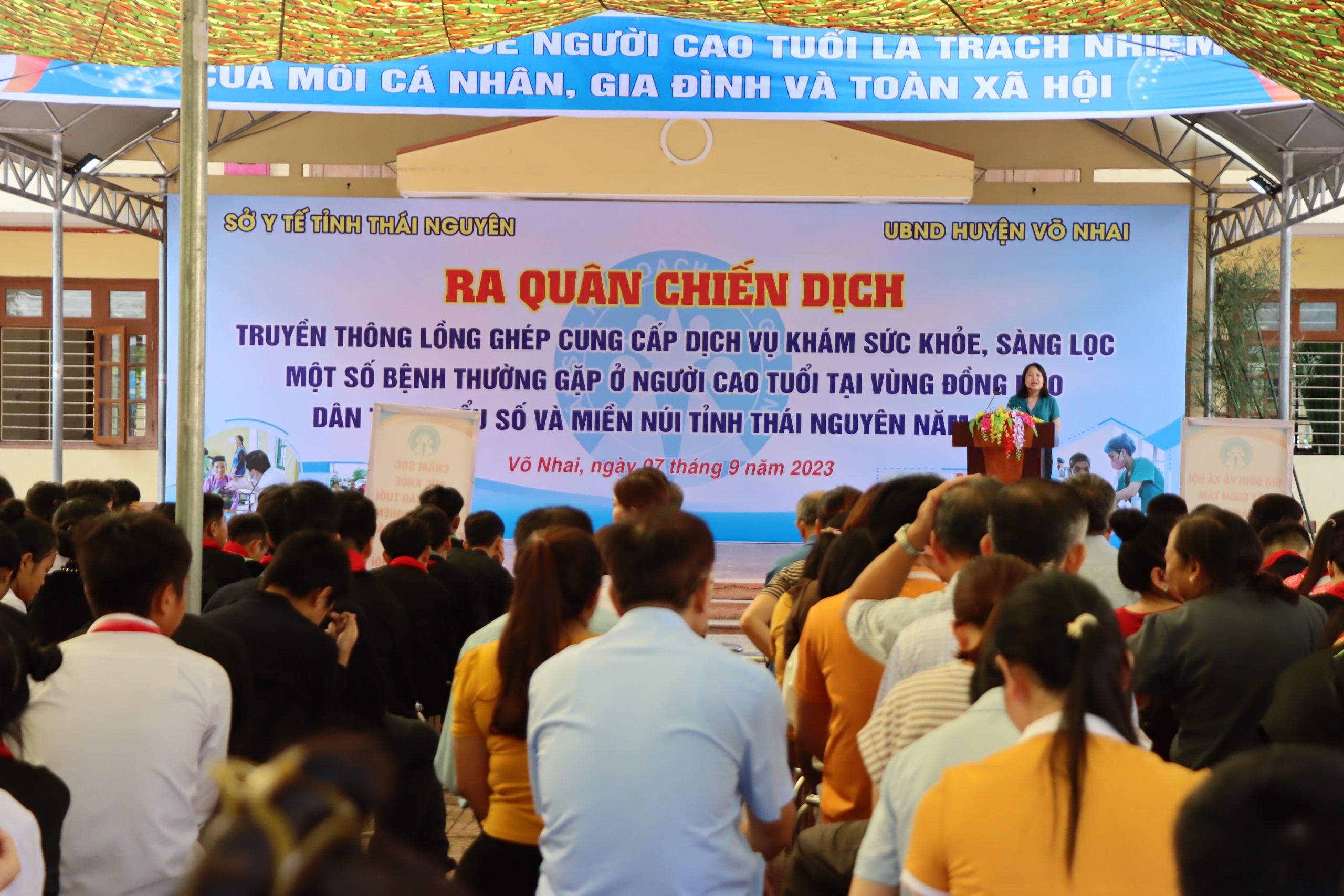 Nâng cao nhận thức, chăm sóc sức khỏe người cao tuổi vùng DTTS MN