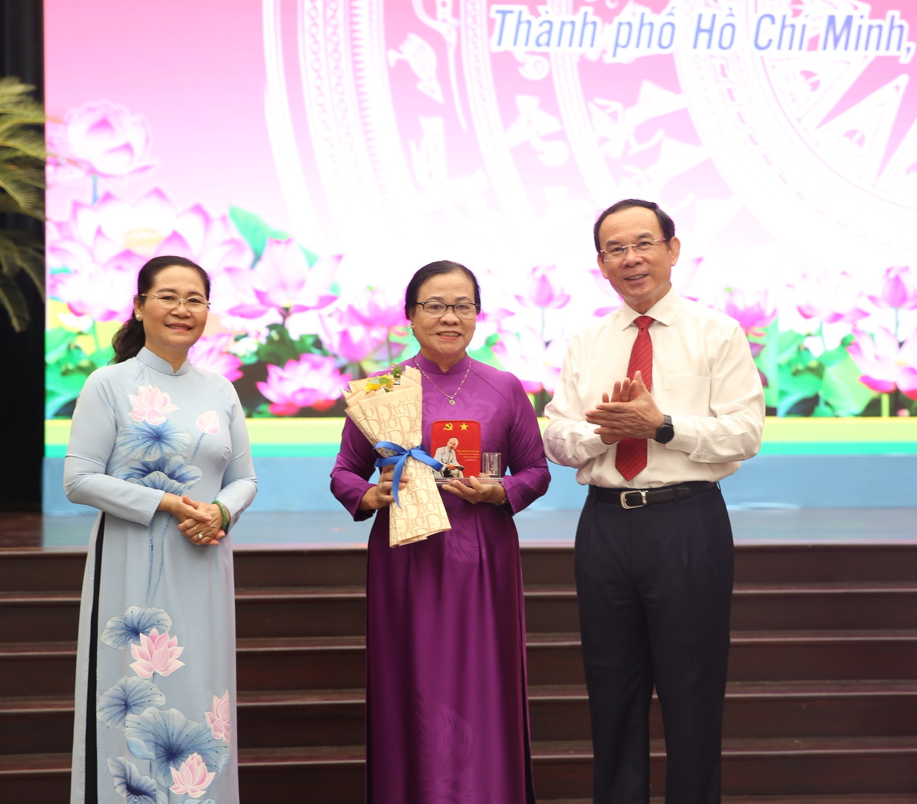 TP Hồ Chí Minh biểu dương 235 bí thư thư chi bộ khu phố, ấp tiêu biểu