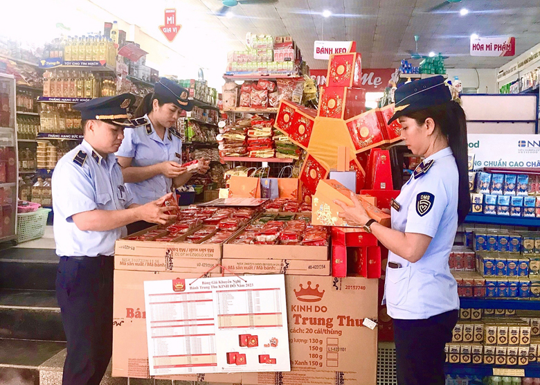 Hà Giang Tăng cường quản lý thị trường dịp Tết Trung thu