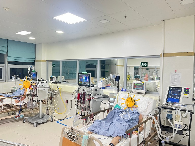 Áp dụng kỹ thuật đào thải CO2 qua màng ngoài cơ thể, cứu sống 2 bệnh nhân nguy kịch