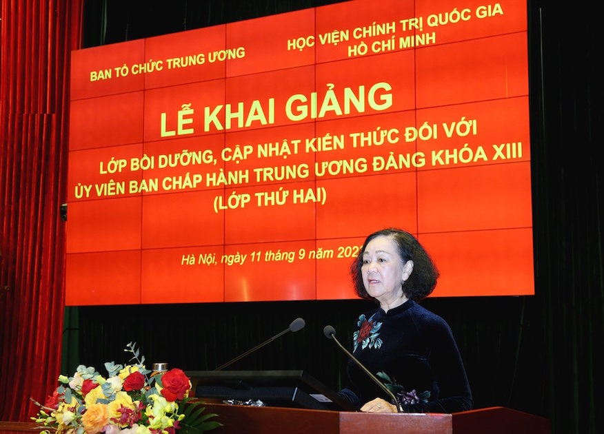 Bồi dưỡng, cập nhật kiến thức cho 54 ủy viên Trung ương Đảng khoá XIII