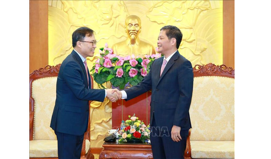Việt Nam luôn coi Hàn Quốc là đối tác chiến lược quan trọng và lâu dài