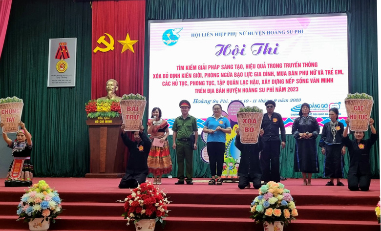 Hoàng Su Phì Thi tìm kiếm giải pháp sáng tạo, hiệu quả trong truyền thông xóa bỏ định kiến giới
