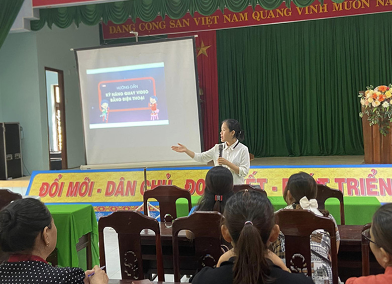 Thừa Thiên Huế Đổi mới hình thức và phương tiện truyền thông về bình đẳng giới