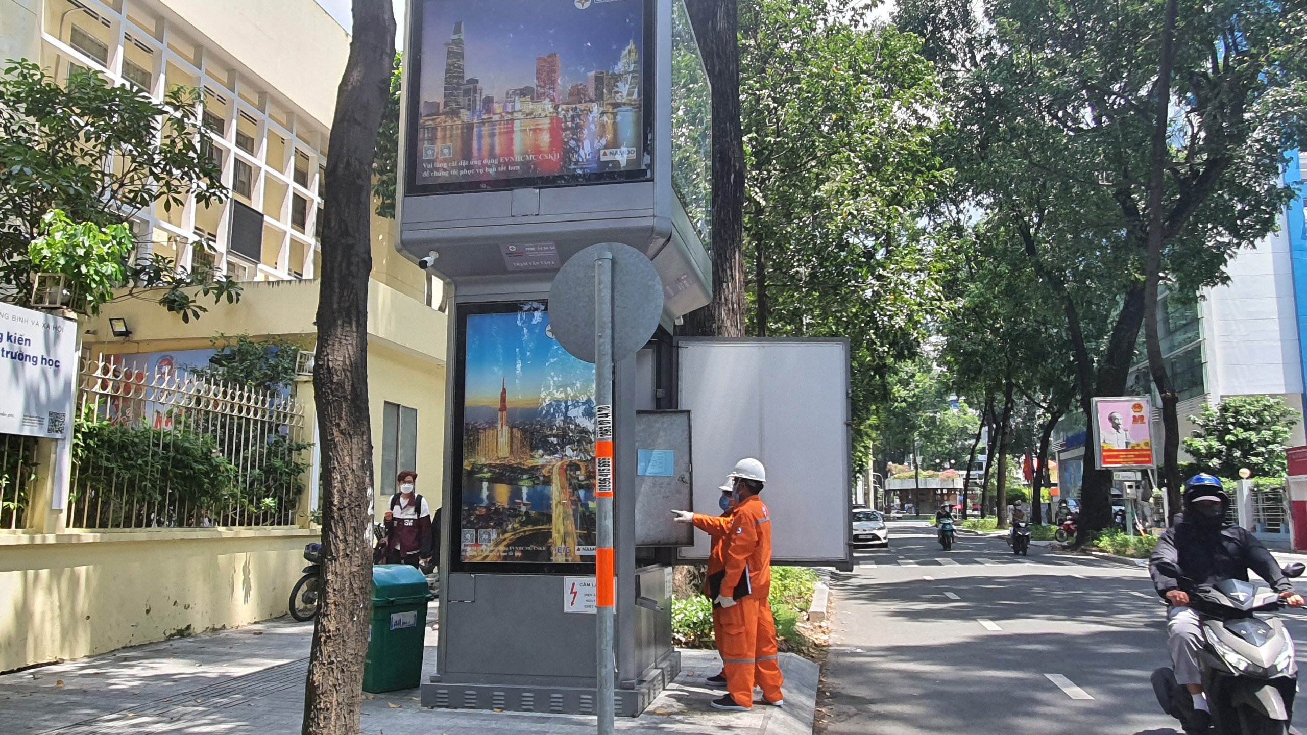 Ngành điện TP Hồ Chí Minh chú trọng bảo đảm an toàn trong mùa mưa