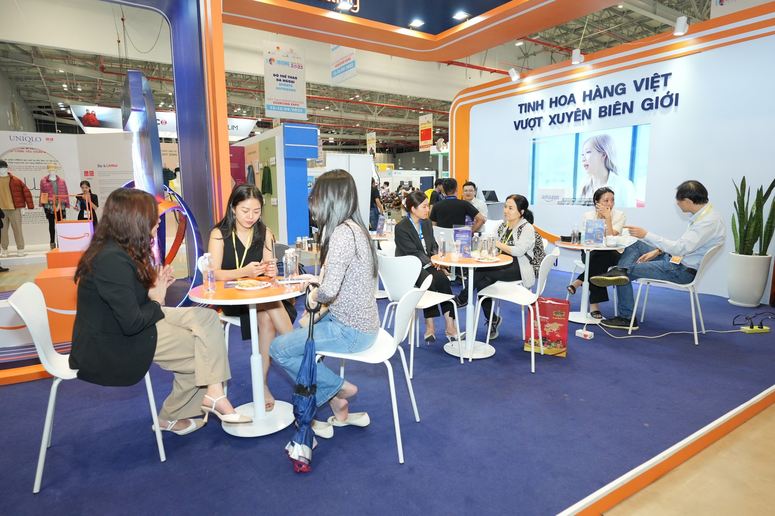 Chuỗi sự kiện “Kết nối chuỗi cung ứng hàng hóa quốc tế”
