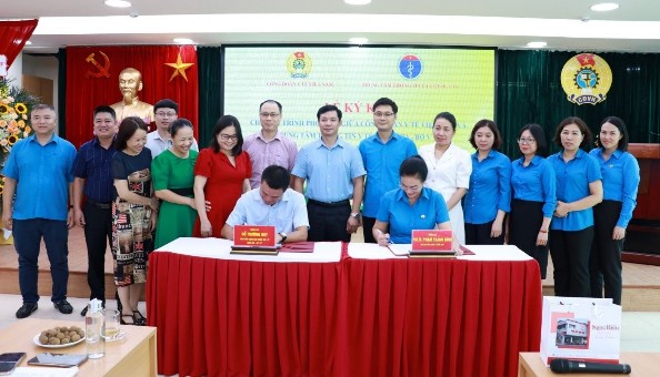 Tăng cường ứng dụng công nghệ thông tin trong hoạt động công đoàn y tế