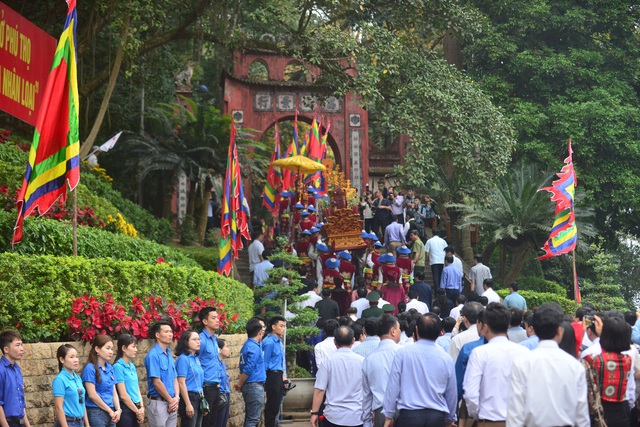 Tăng cường công tác quản lý và tổ chức lễ hội