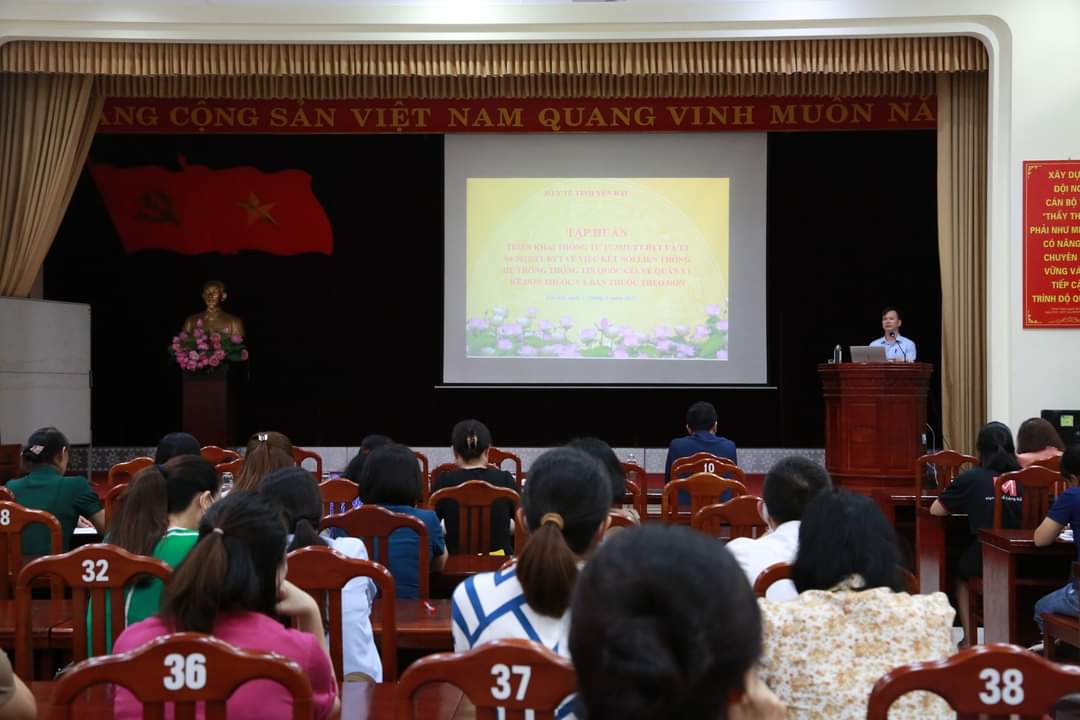 Nhiều tỉnh, thành tập huấn thực hiện kê đơn thuốc điện tử và liên thông đơn thuốc quốc gia