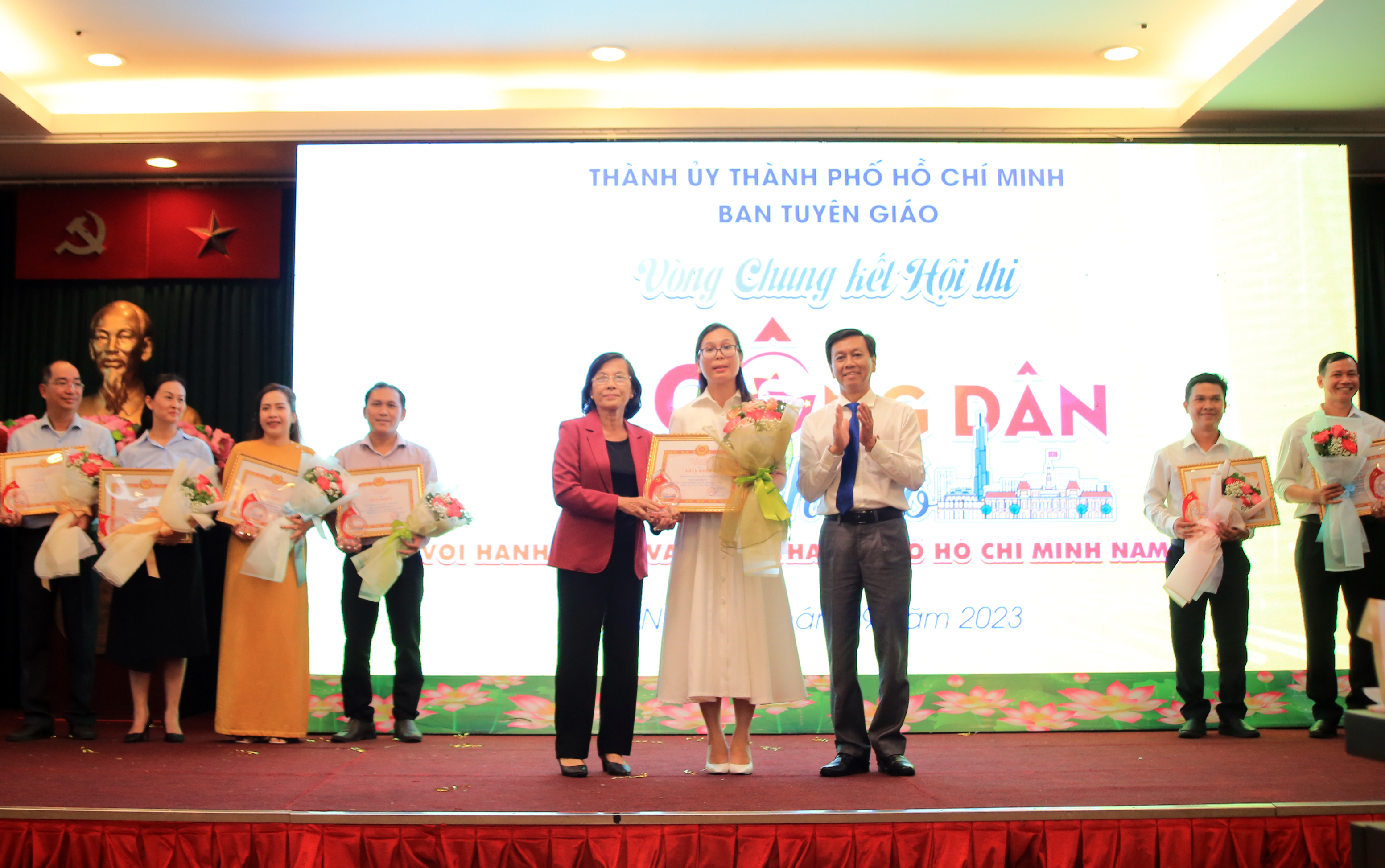 Đưa chủ trương, nghị quyết của Đảng lĩnh vực văn hóa đến gần với nhân dân