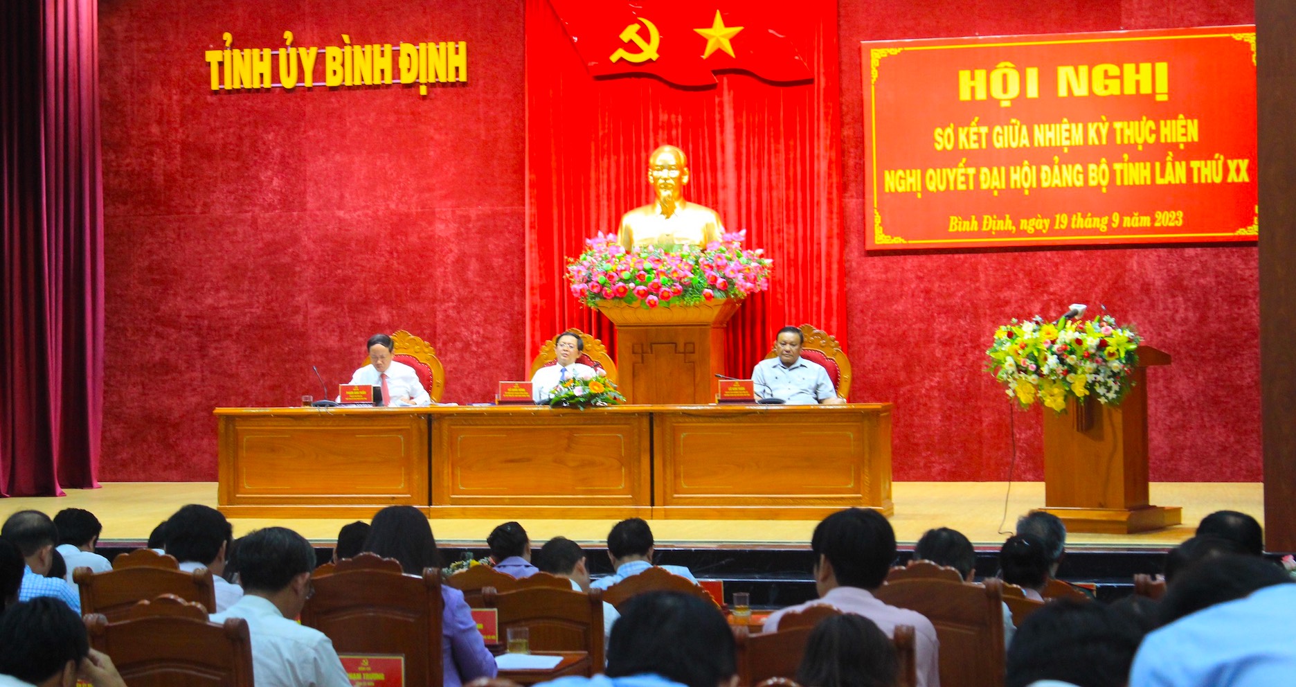Bình Định phấn đấu trở thành tỉnh phát triển thuộc nhóm dẫn đầu của miền Trung