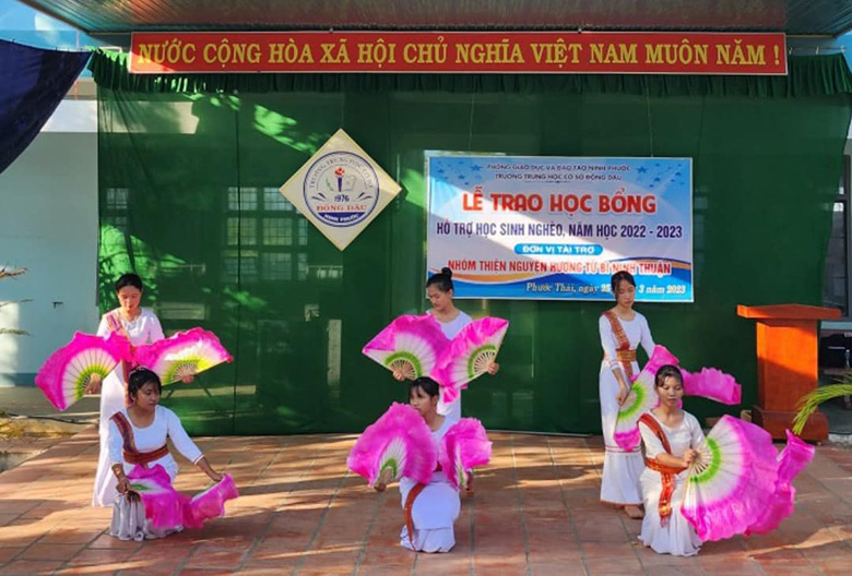 Bình đẳng giới giúp con gái tôi có điều kiện học tập và phát triển