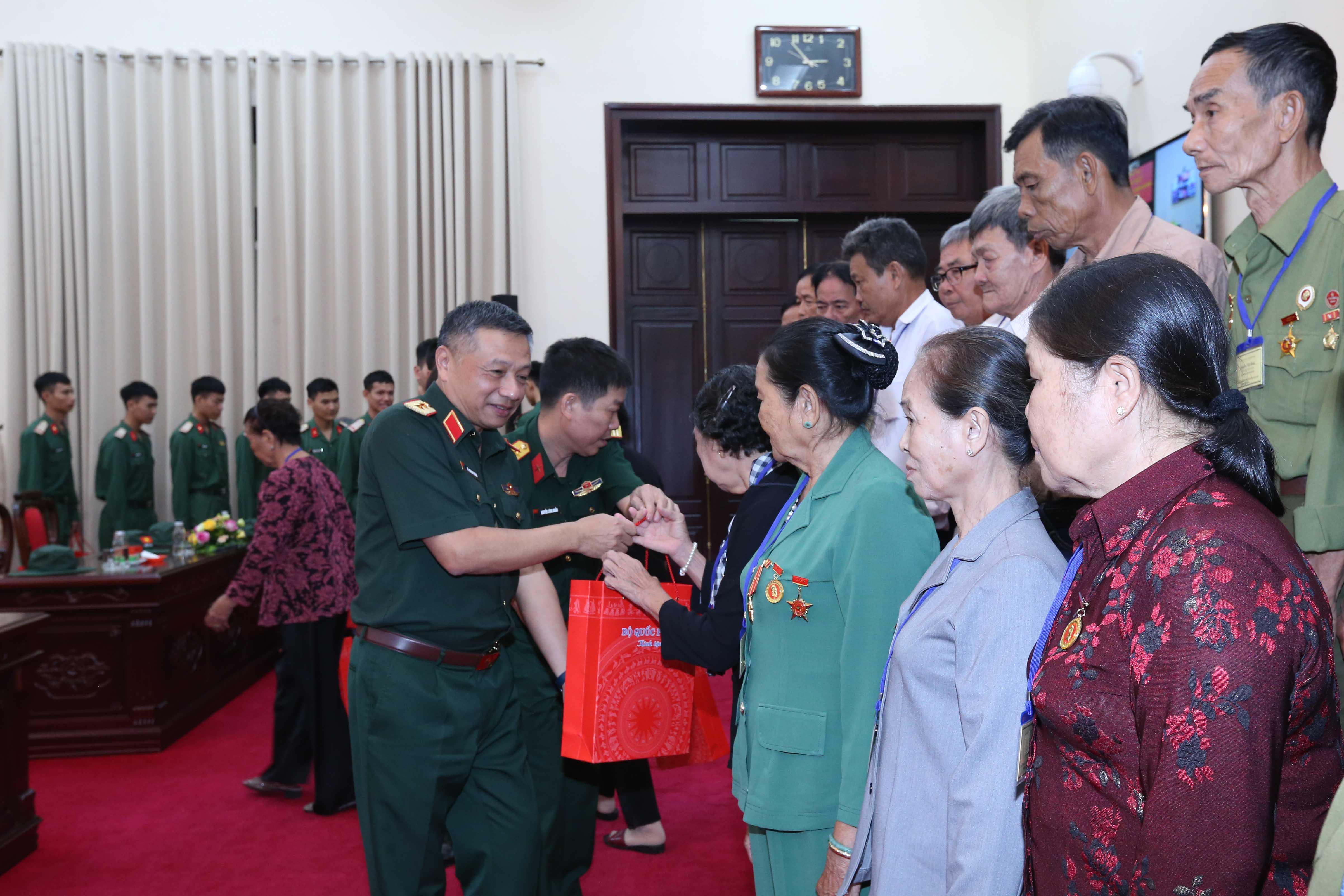 Tiền Giang làm tốt công tác chính sách đối với người có công với cách mạng