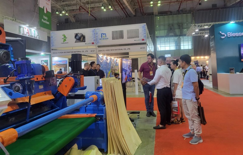 Hơn 320 doanh nghiệp tham gia Triển lãm VietnamWood 2023