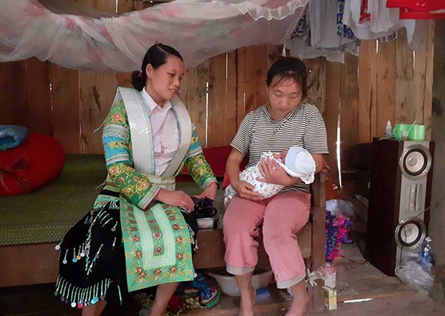 Tăng cường khả năng tiếp cận của đồng bào DTTS với các dịch vụ chăm sóc bà mẹ trẻ em